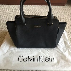 Calvin Klein Shoulder Bag